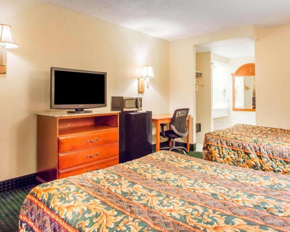 Rodeway Inn Mount Laurel Hwy 73 Kültér fotó